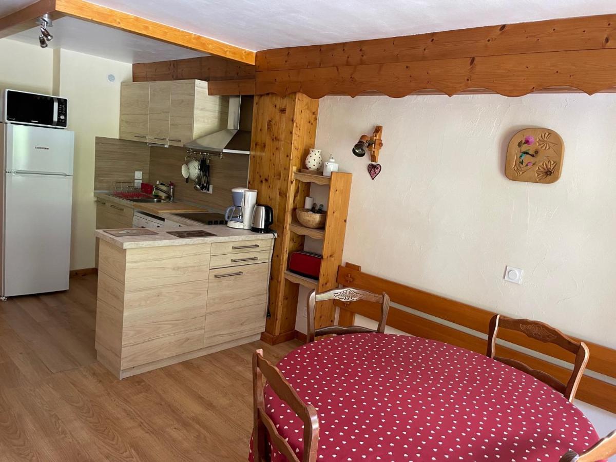 Appartement Le Chatelard Hotel La Vanoise بيسّانس المظهر الخارجي الصورة